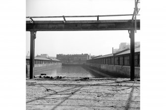 Glasgow, Kingston Dock
View along length of dock, from W end