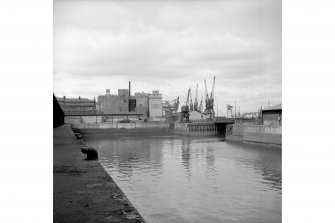 Glasgow, Kingston Dock
View of W side of dock, from SE