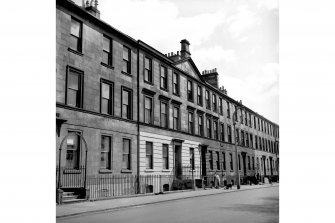 Glasgow, Monteith Row
General View