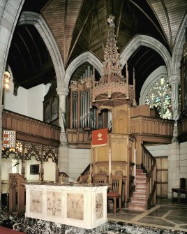 Alloa, Bedford Place, Alloa West Church, interior view.