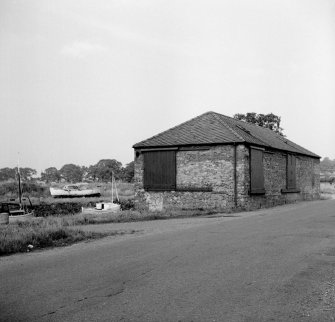 Kingholm Quay
View from SSW showing SW and SE fronts of N warehouse