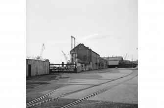 Cldebank, Elderslie Shipyard
View from E showing S entance and part of NNE front