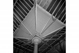 Glasgow, West George Street, Queen Street Station; Interior
Detail of specimen cast-iron column and roof structure