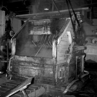 Netherplace Bleachworks, Electricity Generating Station; Interior
View of wooden bleaching machine