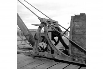 Kirkcaldy, Harbour
View showing part of hand crane