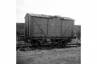 Kirkcaldy, Harbour
View showing grain wagon