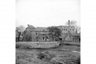 Haddington, Whittinghame Drive, Bermaline Mills
View from SSW showing part of weir with mills in background