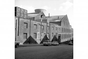 Glasgow, 76-80 North Canal Bank Street, Port Dundas Distillery
View of midsection of Vintner Street frontage, from NW