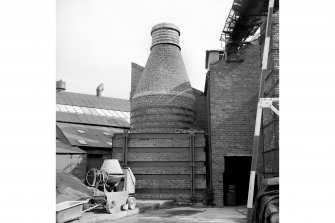 Kilmarnock, Hill Street, Longpark Pottery
View showing flint kiln