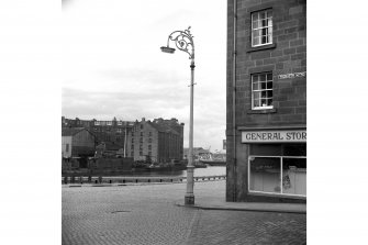 Edinburgh, Leith, the Shore & Tolbooth Wynd.
View of lamp post at corner of streets.
