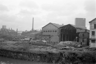 Glasgow, 58 Ferry Road, Pointhouse Boiler Works
View from WNW showing NW front during demolition