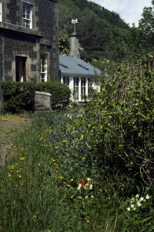 Scanned image of Canna House.