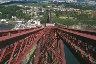 Forth Bridge: View from top of Fife Cantilever looking North over the Portal and approach viaduct , with North Queensferry below and Inverkeithing in background