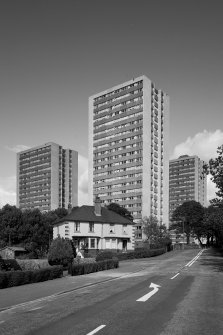 Glasgow, Sandyhills Estate.
General view from South-West.