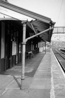 View from W showing detail of Glasgow-bound platform building