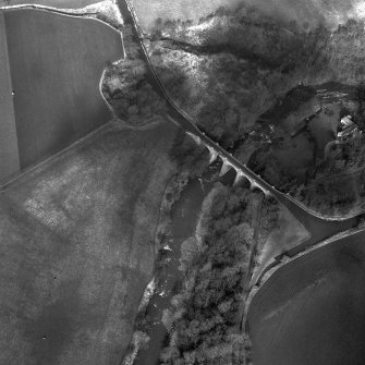 Union Canal, Lin's Mill Aqueduct, oblique aerial view. Digital image of ML/5506.