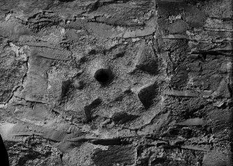 Detail of a carved heraldic stone bearing an eight pointed pierced mullet.
Original negative captioned: 'Star at Seaton Road Aberdeen, June 1917'.