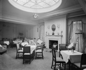 Edinburgh, Picture Theatre, interior.
View of dining area.