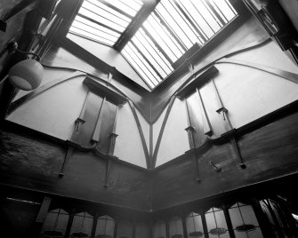 Interior.
Detail of cupola.
Digital image of RE 975