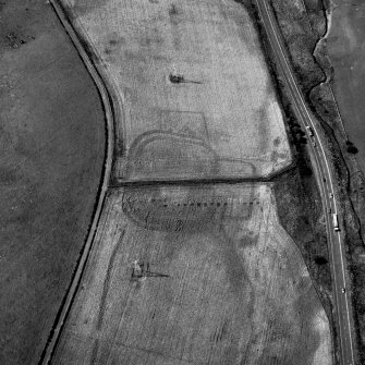 Oxton, Roman fortlet and annexes. Digital image of BW/5039.