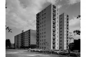 Perth, Pomarium Street.
General view from South-West.