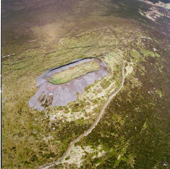 Oblique aerial view of Tap O' Noth vitrified fort, taken from the W. Digital image of D/69191/CN.