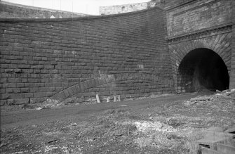 View from S showing relieving arch over Queen Street Station Tunnel with S portal of Buchanan Street Station Tunnel on right