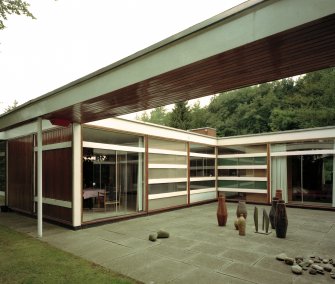 Detail of courtyard in house from South.
Digital image of B 74290 CN.