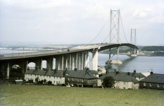 Edinburgh, Forth Road Bridge.
View from North West.
Digital image of A 37390 CN.