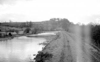 General view looking WSW towards Craigmarloch showing canal