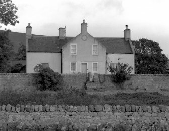Kimote House: View of farmhouse from S.
Digital image of D 3065.