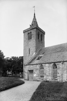 Crail, Parish Church.
View from south east.
