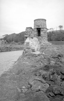 View from WNW showing WNW front of light-tower