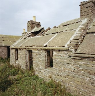 S-E range.  View of house at N end from S showing one-piece head stone.
Digital image of D 3468 CN