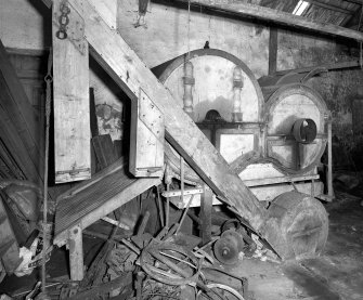 Interior.
General view of threshing machine.
Digital image of C 44460
