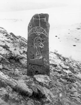 Pabbay.
General view of symbol stone. Seemingly in situ with details of carving highlighted.
