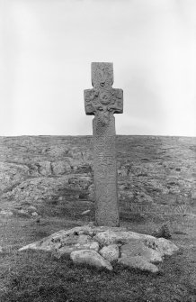 Keills Cross.
General view of cross.
