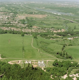 General aerial view of Chatelherault and Hamilton Mausoleum, taken from the SSE.
Digital image of C 76871 CN.