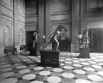 Interior.
General view of hall with Classical statuary.
Digital image of G 85139 PO.