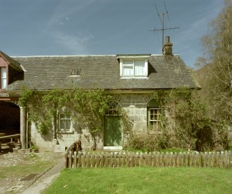 East end, cottage, view from SSE
Digital image of D/31674/cn