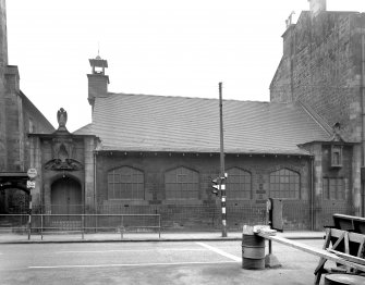 Glasgow, 681-5 Alexandra Parade, St. Andrew's East Church hall.
View from South.