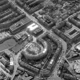 Oblique aerial view showing Stockbridge and Canonmills.
