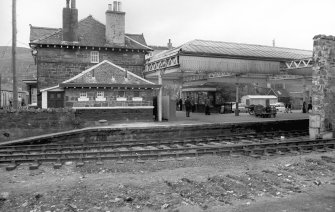 View from NW showing NW front of station building and glazed umbrella roof