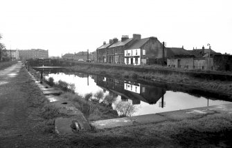 View E from Lock 15 showing ENE approach to Lock 16 with ENE and SSE fronts of The Canal Inn in background