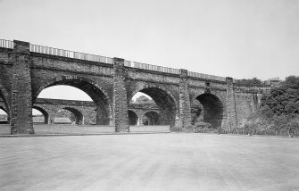 View from S showing part of aqueduct with part of viaduct in background
Digital image of ED 1037