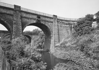 View from S showing E arch of aqueduct with part of viaduct in background
Digital image of ED 1039
