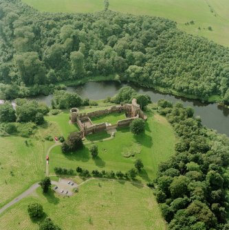 Bothwell Castle, oblique aerial view, taken from the NNE.
Digital image of D 32207 CN