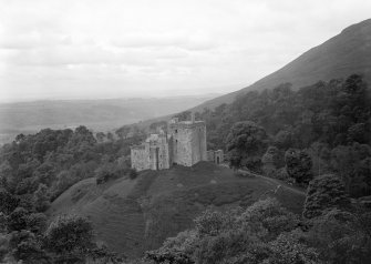 Castle Campbell, view from North-East.
