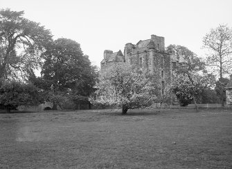 Elcho Castle.
General view from South-West.
Digital image of PT 2187