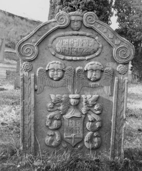 Logie Montrose Churchyard.
Headstone, Robert Findlay, 1746.
Digital image of A 34887 PO